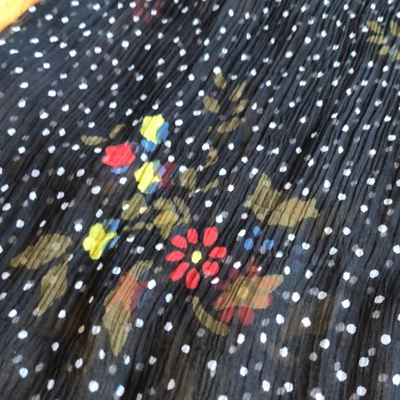 Transparent Floral Button Up Top - Picture 2 of 3